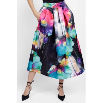 Fusta ampla maxi satinata cu imprimeu floral pictural, pe fond negru